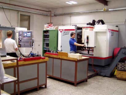 New CNC milling machines